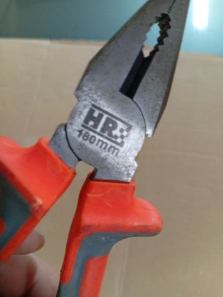 Alicates HR 180mm