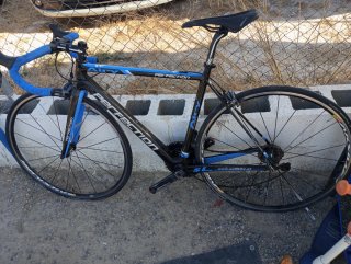 Bicicleta de carreras AIRY Perfection