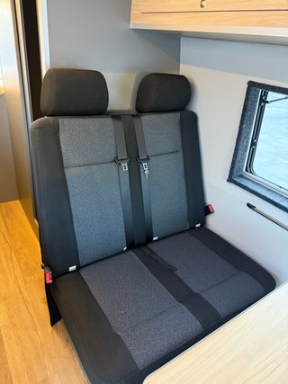 Nissan Interstar 2023