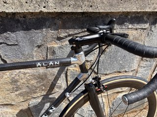 Bicicleta Alan de carbono