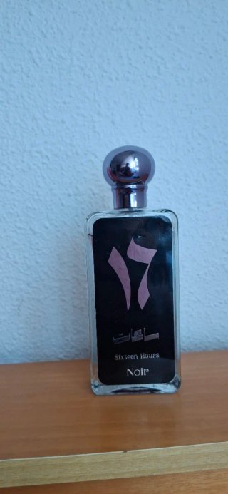 Perfume Árabe Sixteen Hours Noir