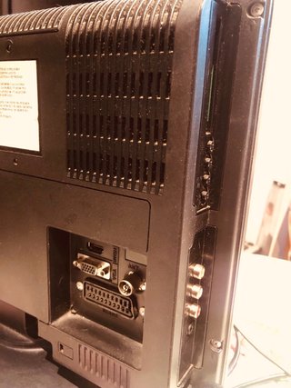 TV OKI V16A Negra