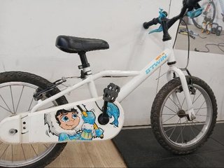 Bicicleta niños 16 pulgadas  Btwin 100 Inut blanca 4,5 -6