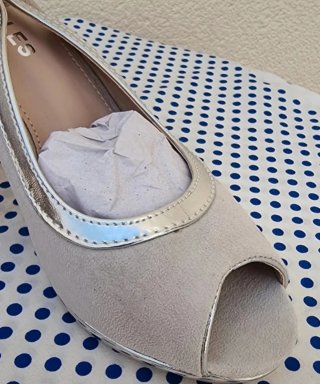 Zapatos tacón gris/plata talla 40 nuevos