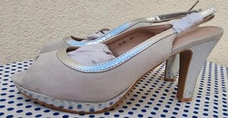 Zapatos tacón gris/plata talla 40 nuevos