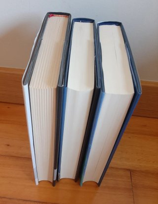 Varios libros de Rosa Montero en tapa dura