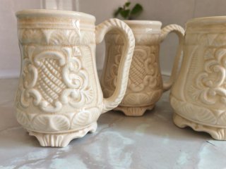 Lote 8 Jarras Cerámica Vintage Beige y Blanco