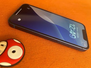 iPhone 13 mini 128GB Azul + Accesorios