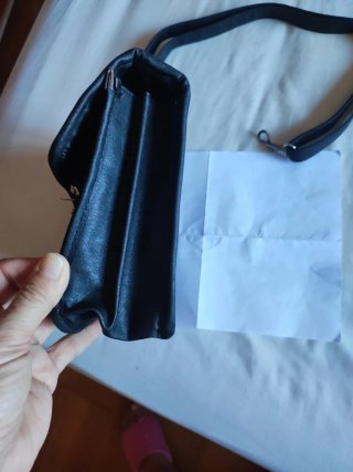 Bolso negro pequeño