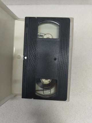 VHS Alicia en el País de las Maravillas