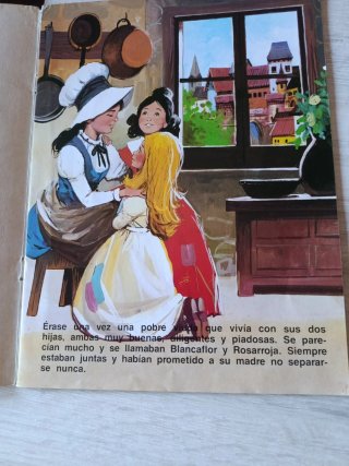 Cuento blanca flor y rosarroja