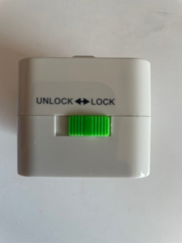Adaptador Universal de Viaje CE