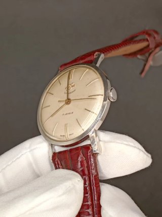 Enicar Ultrasonic de 17 joyas.