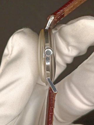 Enicar Ultrasonic de 17 joyas.