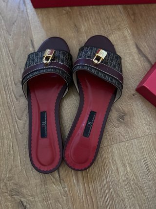 Sandalias Carolina Herrera Talla 38