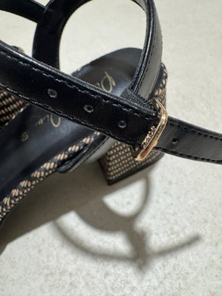 Sandalias tacón fantasía negro y beige talla 40
