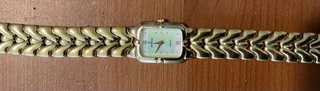 Reloj Festina Quartz Dorado Mujer Mod. 657104