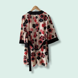 Kimono Oysho Talla M Estampado Floral