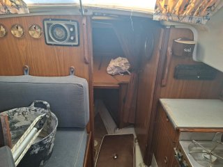 Velero  en remolque.