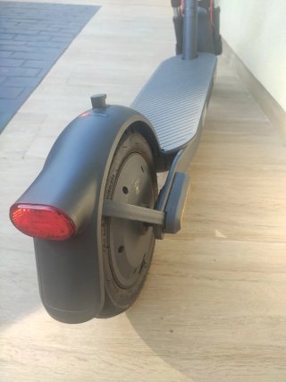 Patinete Eléctrico Xiaomi Scooter Elite SEMINUEVO