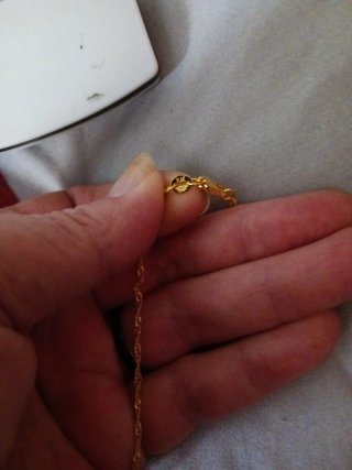 Colgante Cruz Esmeraldas y Pulsera a juego.
