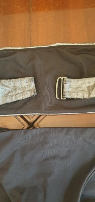 Bikini a fascia argento e nero