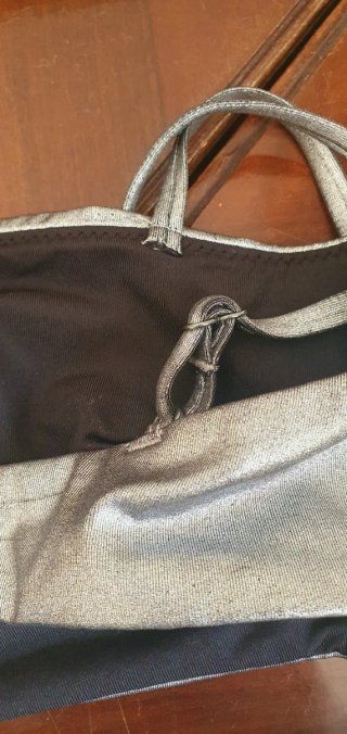 Bikini a fascia argento e nero