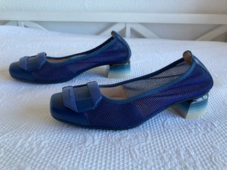 Zapatos Hispanitas azules