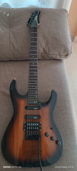 Guitarra Eléctrica Vintage HSS Wilkinson
