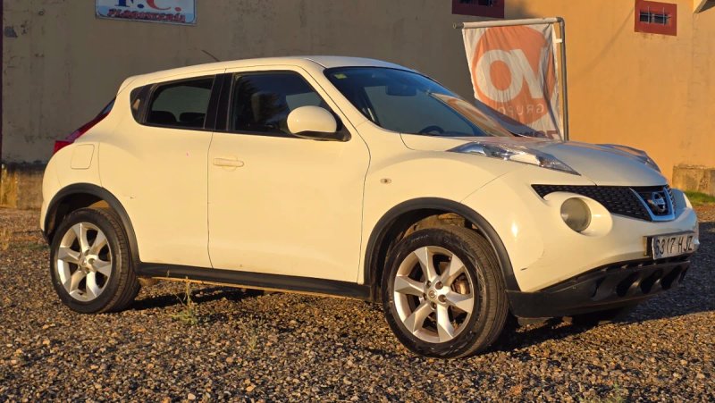 Nissan Juke 2012 - foto 1