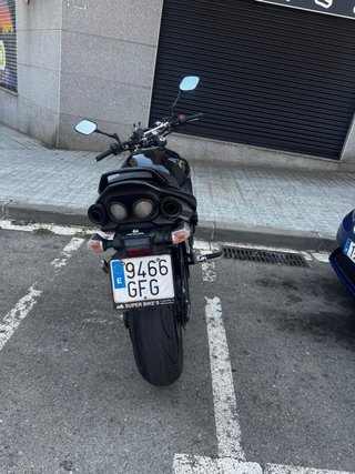 Suzuki GSR 600 2008 limitada en papeles  !