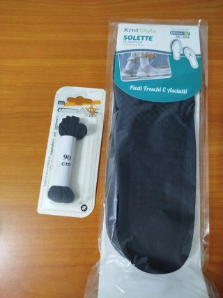 Plantillas KmtStyle T. 36-45 y cordón negro