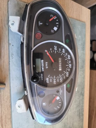 Cuadro de instrumentos Suzuki Burgman 200
