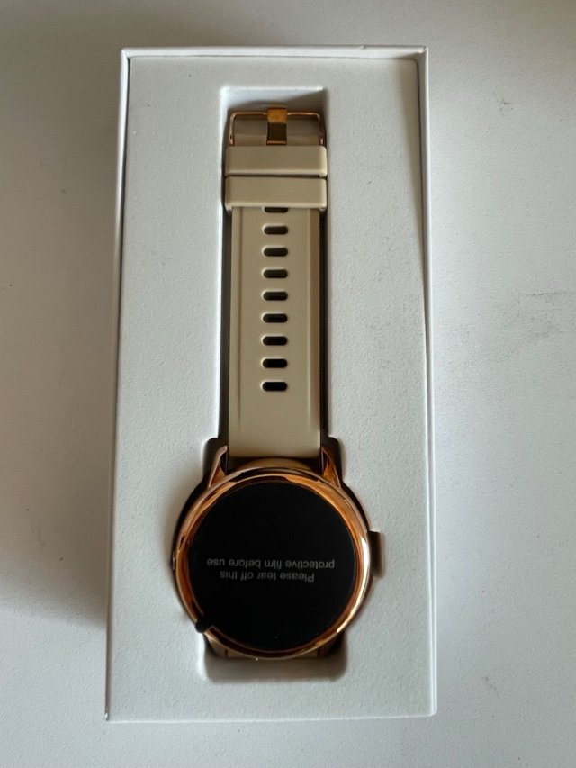 Reloj Inteligente BYDPBS Beige y Dorado