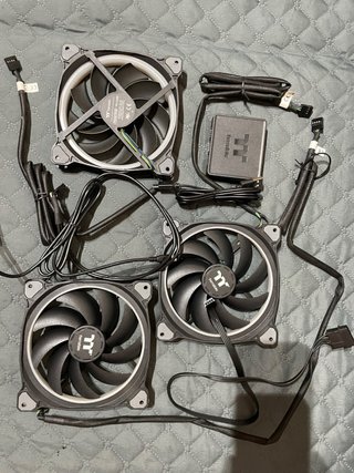 Ventilador RGB 360 Thermaltake