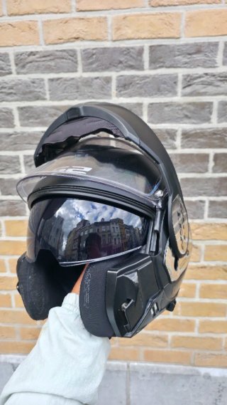 Casco Moto LS2 Vaillant Modular Negro