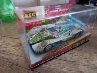 Scalextric Audi R8 Cocodrilo