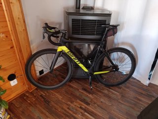 Bicicleta de carretera Giant Carbono