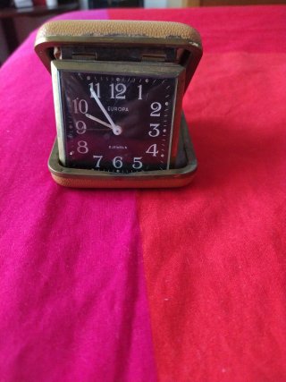 Reloj despertador antiguo Europa