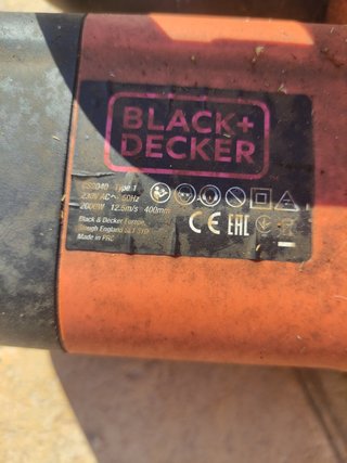 Motosierra Black+Decker para piezas