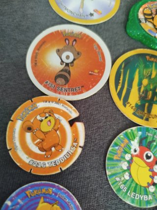 Chapas Pokémon Variadas