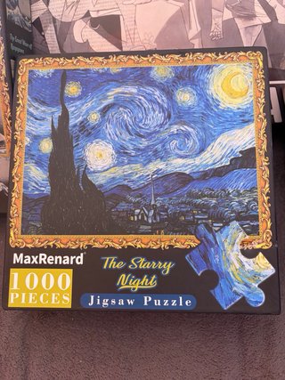 4 Puzzles con un total de 6000 piezas.