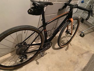 Bicicleta Gravel Conor WRC Eolian Negra/Naranja.