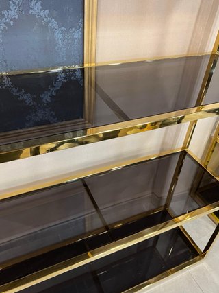 Estantería dorada 5 baldas cristal