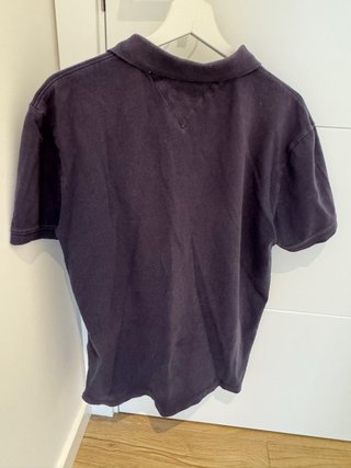 Polo Tommy Jeans azul marino talla L