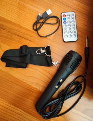 Altavoz Portátil Bluetooth con Micrófono