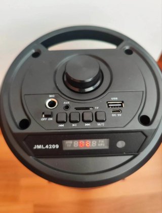 Altavoz Portátil Bluetooth con Micrófono