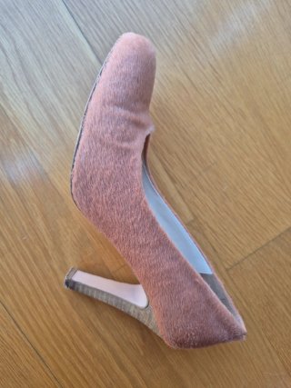 Zapatos de tacón Bimba y Lola rosas
