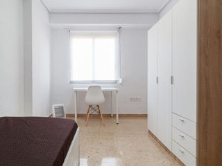 Piso en alquiler en Beteró en Valencia