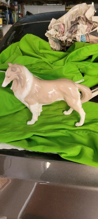 Figura de Lladro perro pastor Shetland porcelana